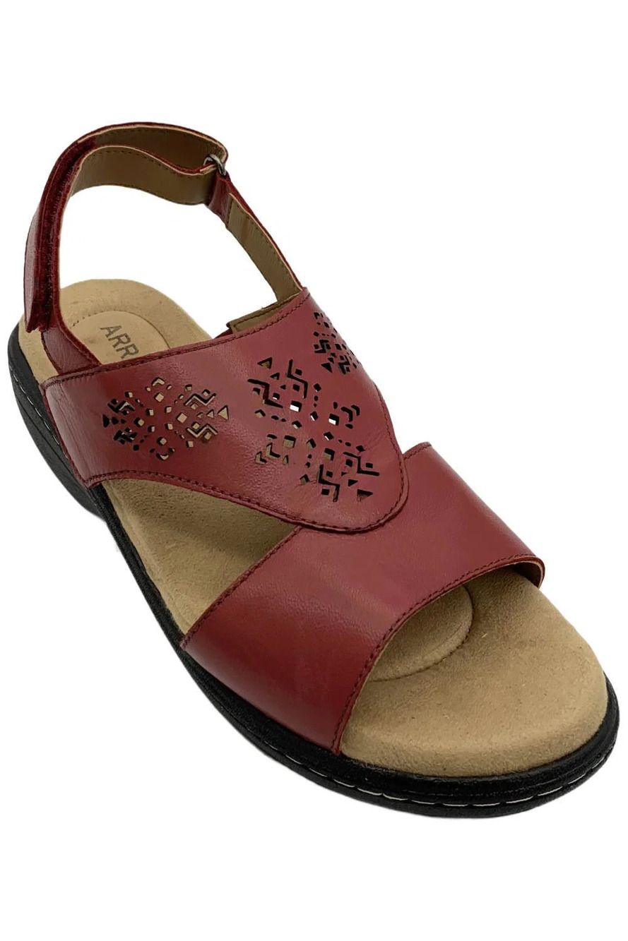 ARRAY Women's Seaside Sandal Red - Medium